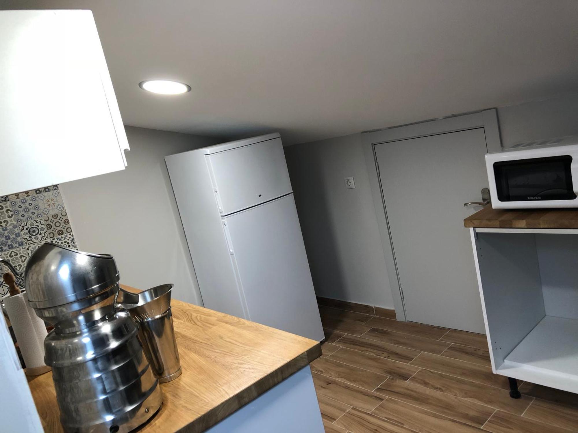 Habitación Abuhardillado con cocina Bilbao Exterior foto
